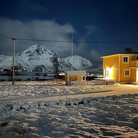 Pederstua, A Classic Fisherman'S Farm House In The Middle Of Lofoten Storeidet Exterior photo