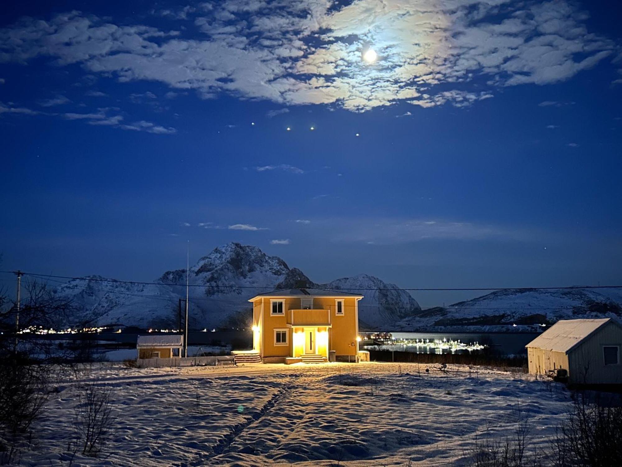 Holiday home Pederstua, A Classic Fisherman's In The Middle Of Lofoten Storeidet